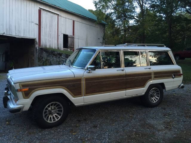 1990 jeep wagoneer w/ new motor and many other improvements