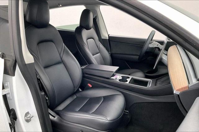 2022 tesla model y long range