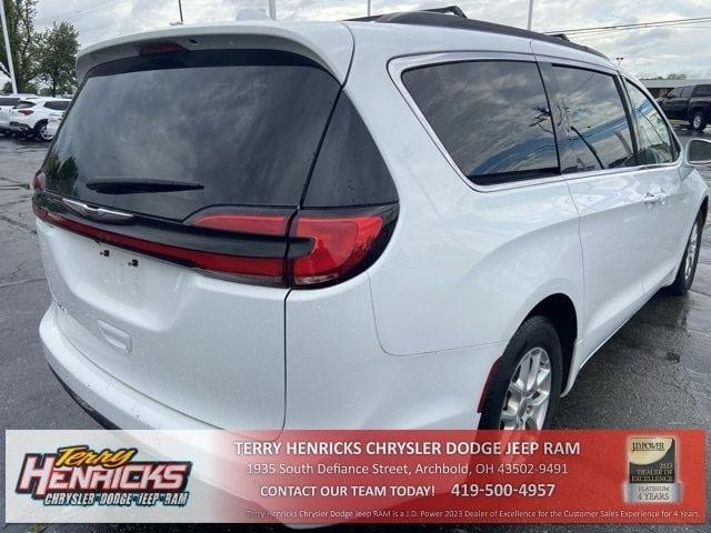 2022 chrysler pacifica touring l in archbold, ohio