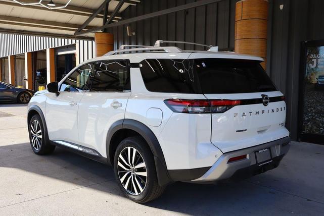 2023 nissan pathfinder platinum