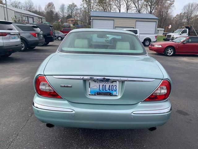 2004 jaguar xj8