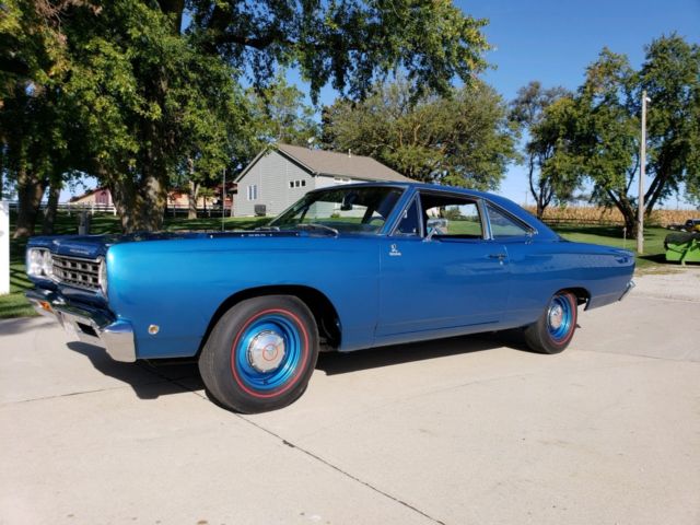 1968 plymouth roadrunner 383 4 barrel, auto, sure grip 85000 1 repaint survivor