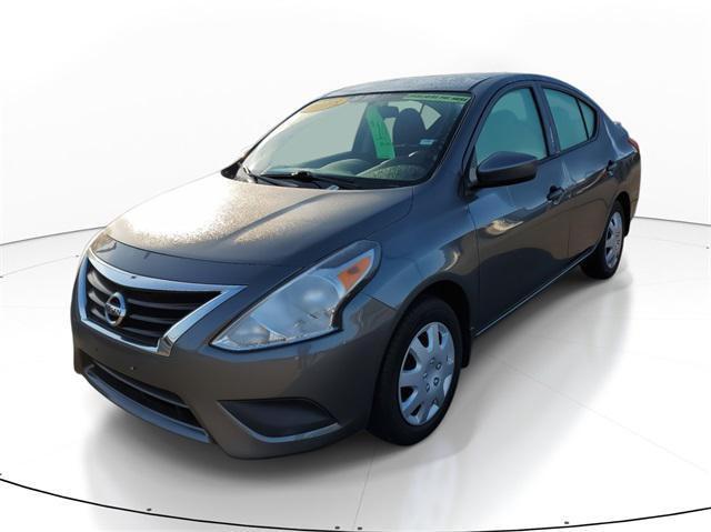 2018 nissan versa 1.6 s+
