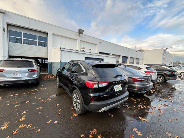 2020 ford escape titanium