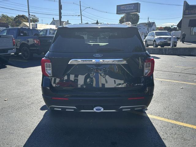 2023 ford explorer xlt