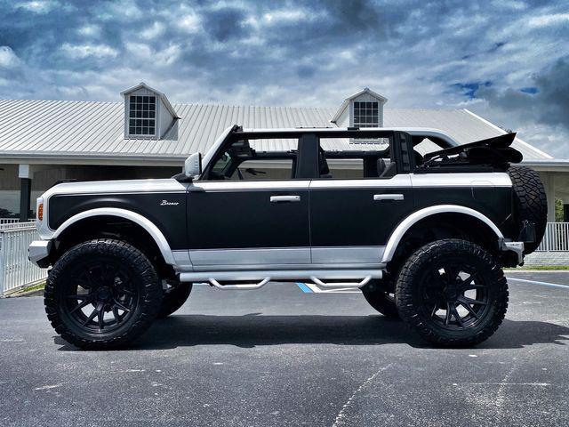 2022 ford bronco black diamond