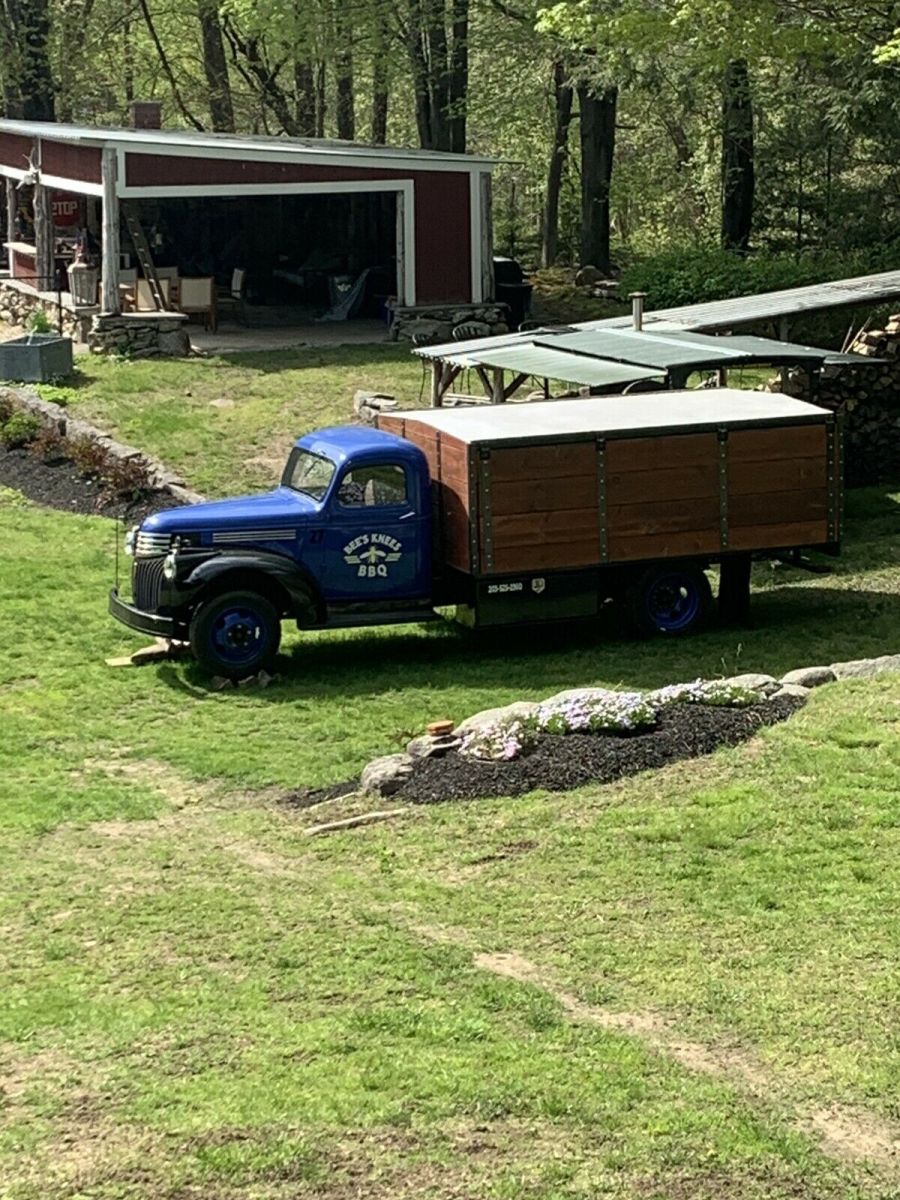 1946 chevrolet ton and half pickup blue rwd manual original