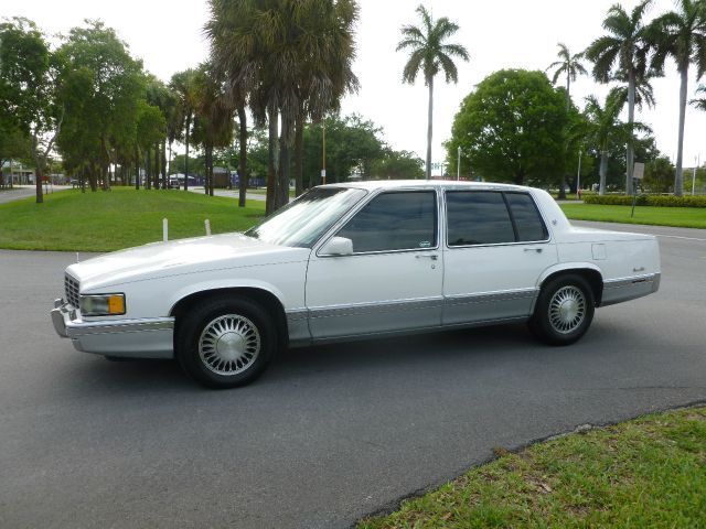 no reserve 1993 cadillac deville white on white low miles great classic car !!