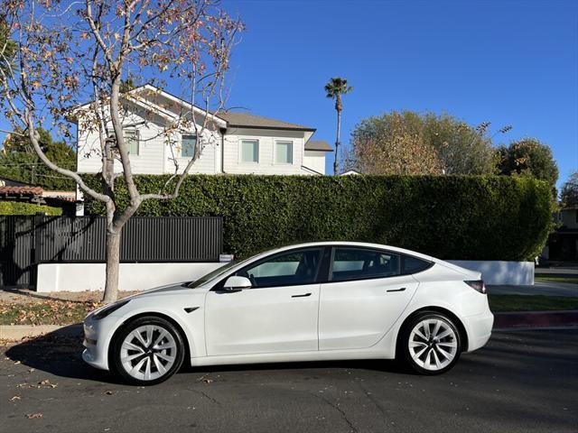 2022 tesla model 3 standard range