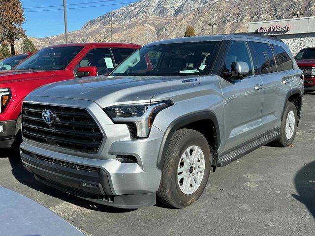 2023 toyota sequoia sr5