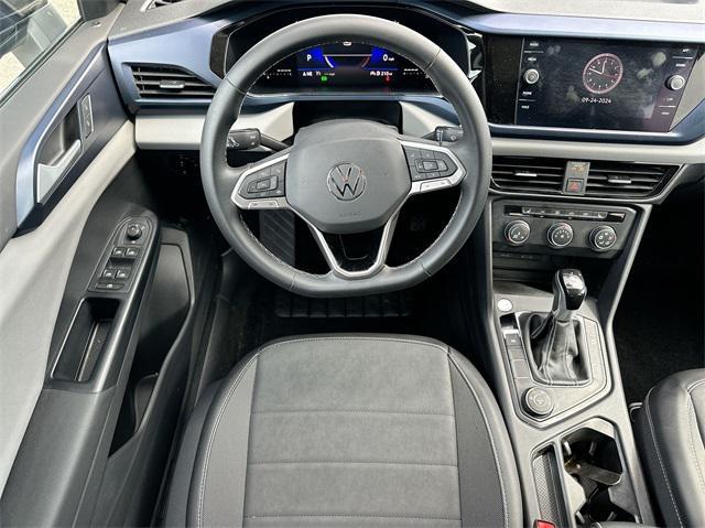2022 volkswagen taos 1.5t se