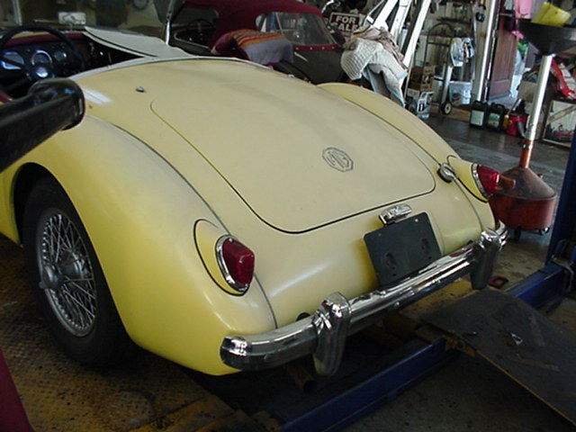1957 mga 1500 yellow red white and black