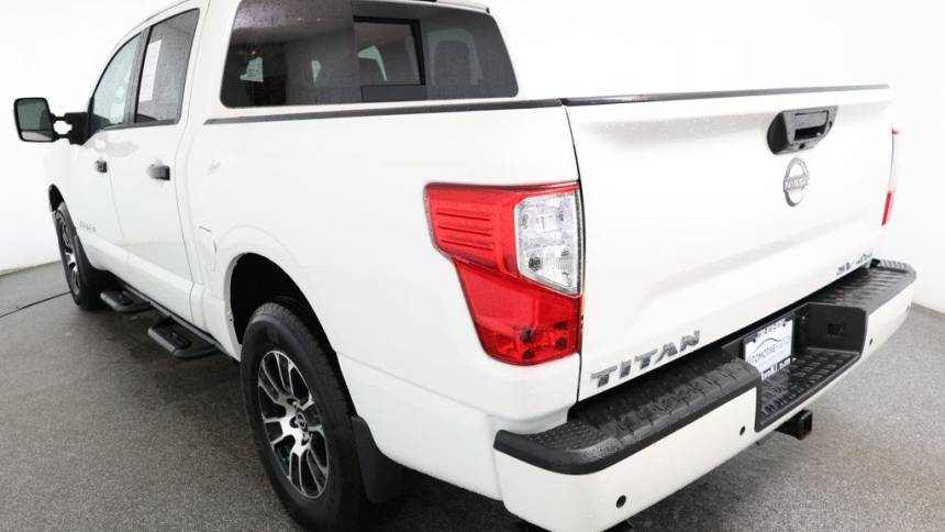 2023 nissan titan sv