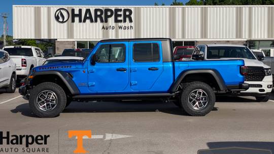 2024 Jeep Gladiator