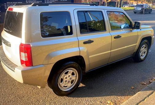 2010 jeep patriot in saint louis, missouri