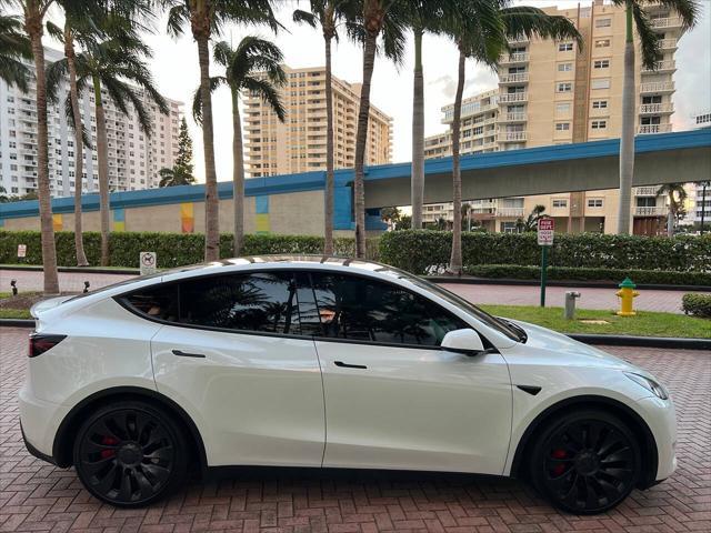 2022 tesla model y performance dual motor all-wheel drive
