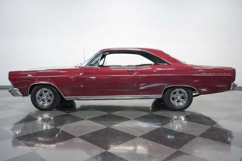 v8 auto c4 classic vintage collector red black a/c fomoco burgundy coupe
