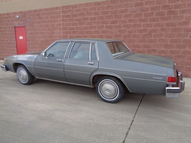 1985 buick lesabre custom sedan 4-door 3.8l barn find
