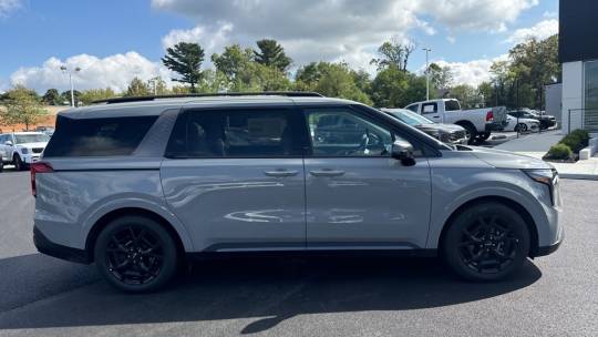 2025 Kia Carnival