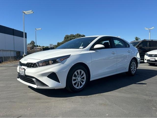 2024 kia forte lx