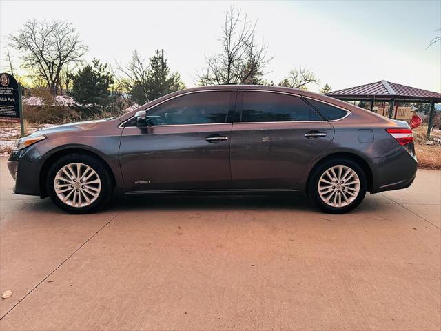 2013 toyota avalon hybrid limited