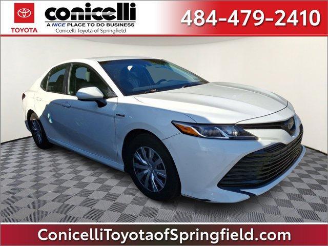 2018 toyota camry hybrid le