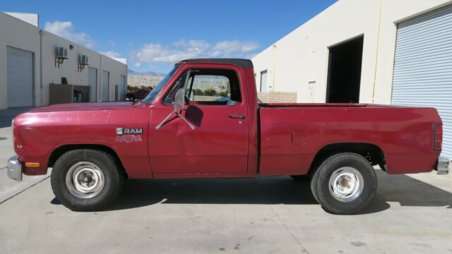 1987 dodge ram 1500 short bed 318 v8 rust free! 4 speed!