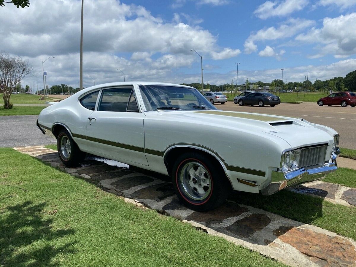1970 oldsmobile cutlass s 455 runs good, looks good