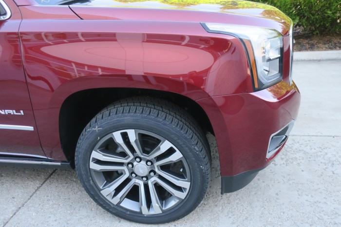 new 2019 gmc yukon 4wd denali charleston, wv 25301 for sale in charleston, west virginia