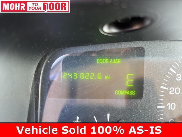 2000 lincoln town car cartier