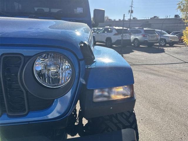 2024 jeep gladiator sport