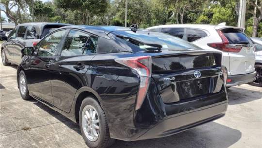 2017 toyota prius two
