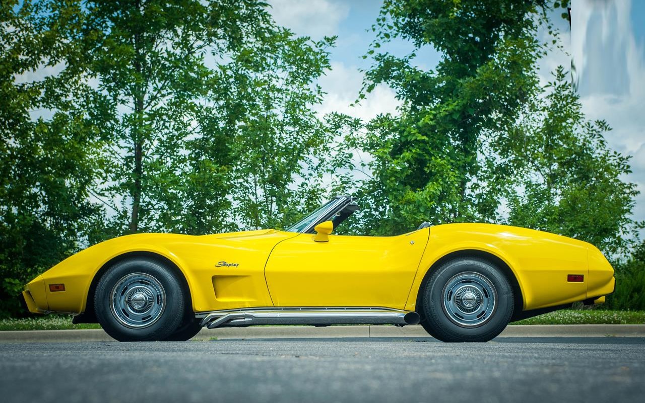 1975 chevrolet corvette