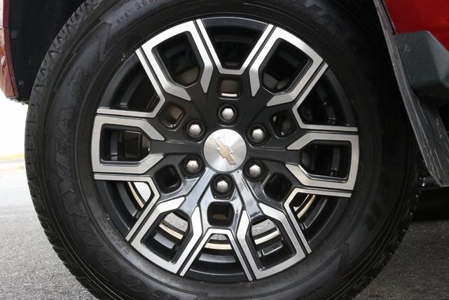 2023 chevrolet colorado lt