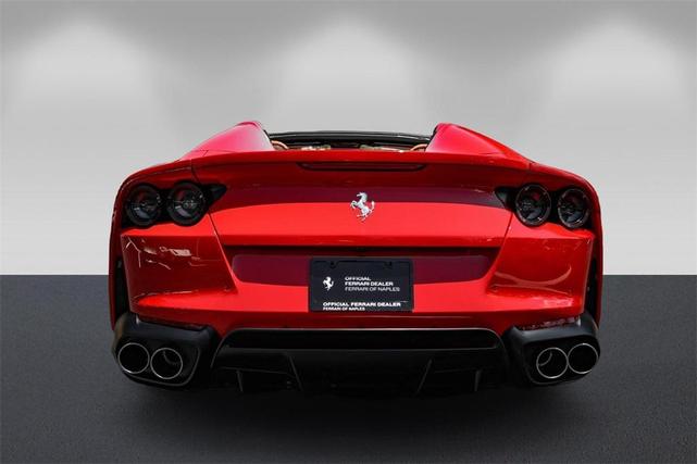 2022 ferrari 812 gts base