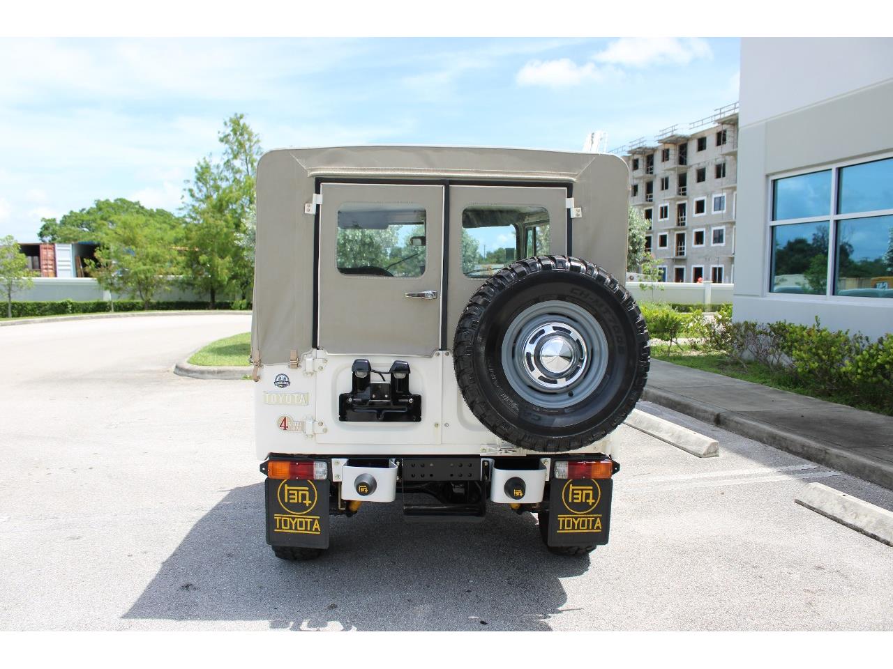 1975 toyota land cruiser