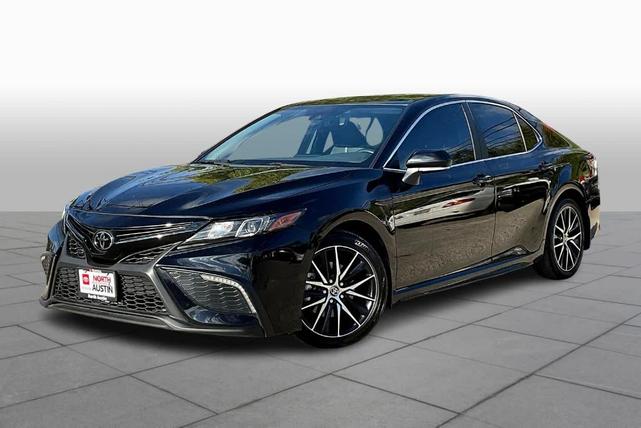 2023 toyota camry se