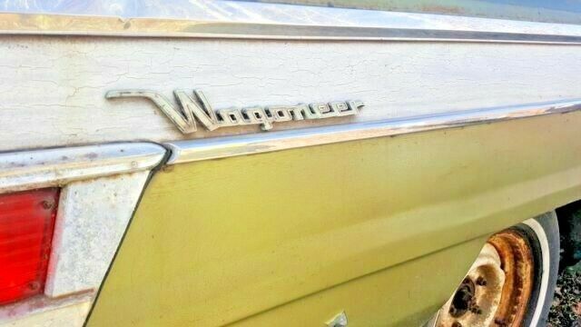 1969 super wagoneer custom...rare! ......real barn find....... 2 owner original