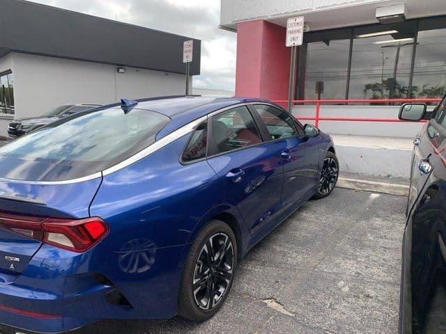 2023 kia k5 gt-line 4dr front-wheel drive sedan in hialeah, florida