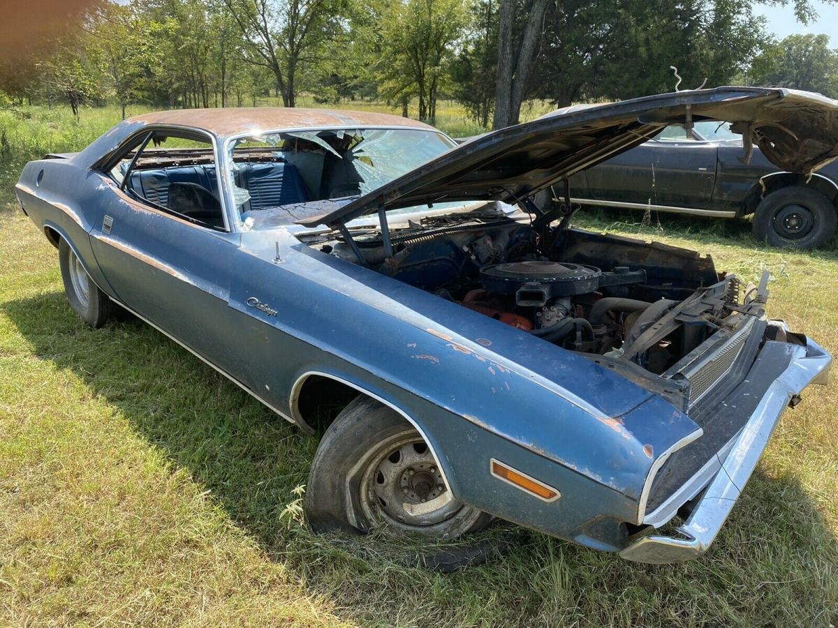 1970 dodge challenger 6.3 coupe blue rwd automatic rt