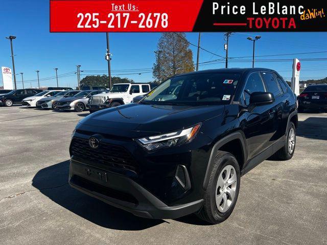 2023 toyota rav4 le