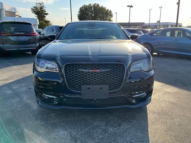 2023 chrysler 300 s