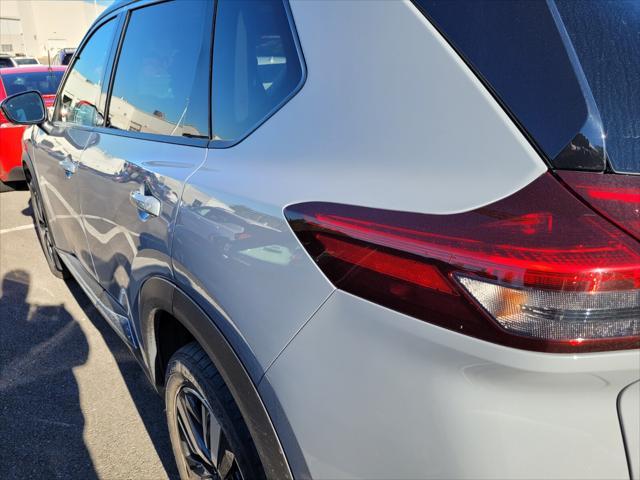 2022 nissan rogue platinum