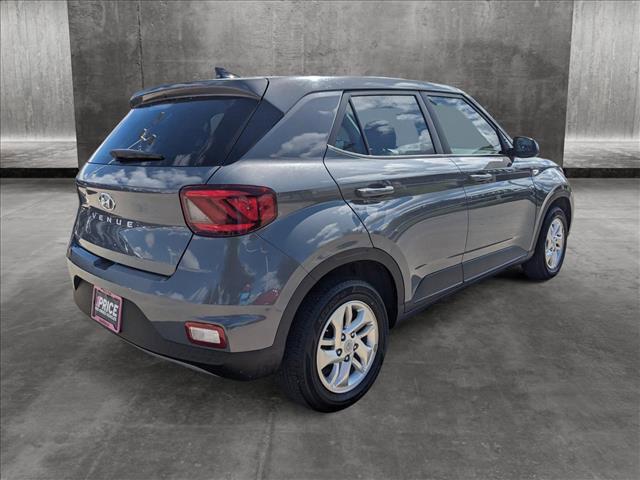 2022 hyundai venue se