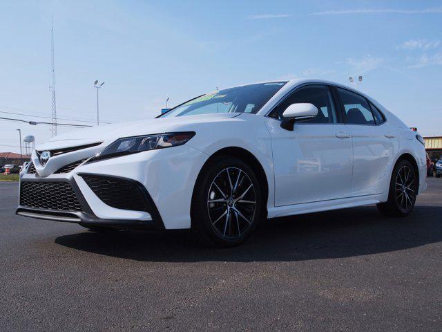 2024 toyota camry se
