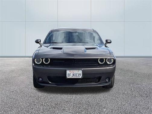 2018 dodge challenger