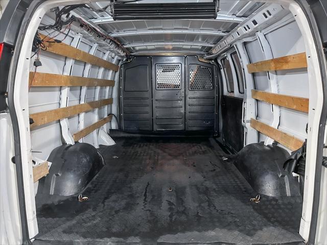 2019 gmc savana 2500 work van