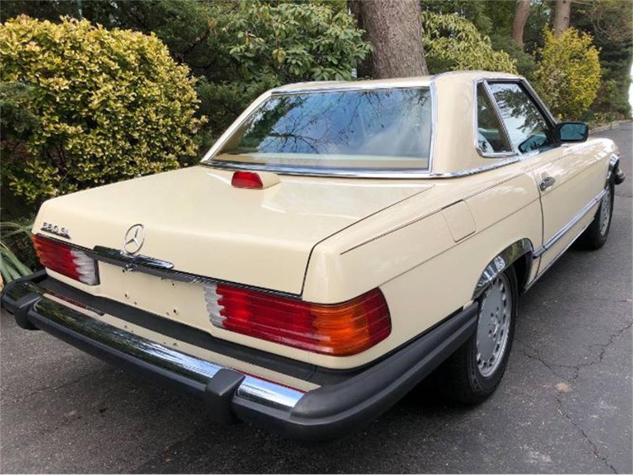 1987 mercedes-benz 560sl