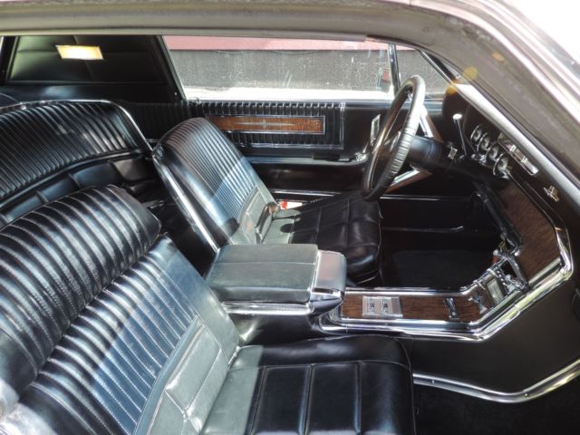 1966 thunderbird - show car or daily driver - your choice!