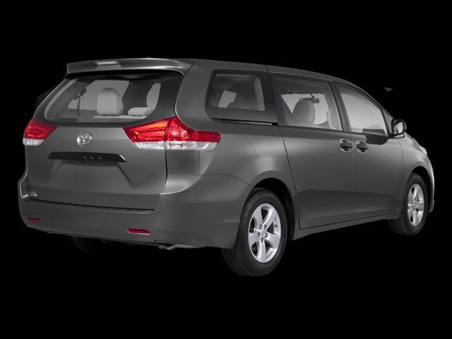 2013 toyota sienna le